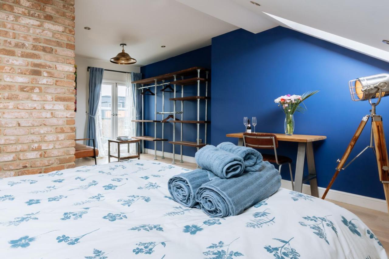 לונדון Luxury And Bright Bedrooms In Queens Park מראה חיצוני תמונה